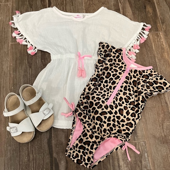 Cat and Jack White sandals - Picture 2 of 3